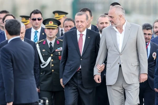 Συνάντηση Ράμα-Ερντογάν: «Καλά νέα από Τουρκία»